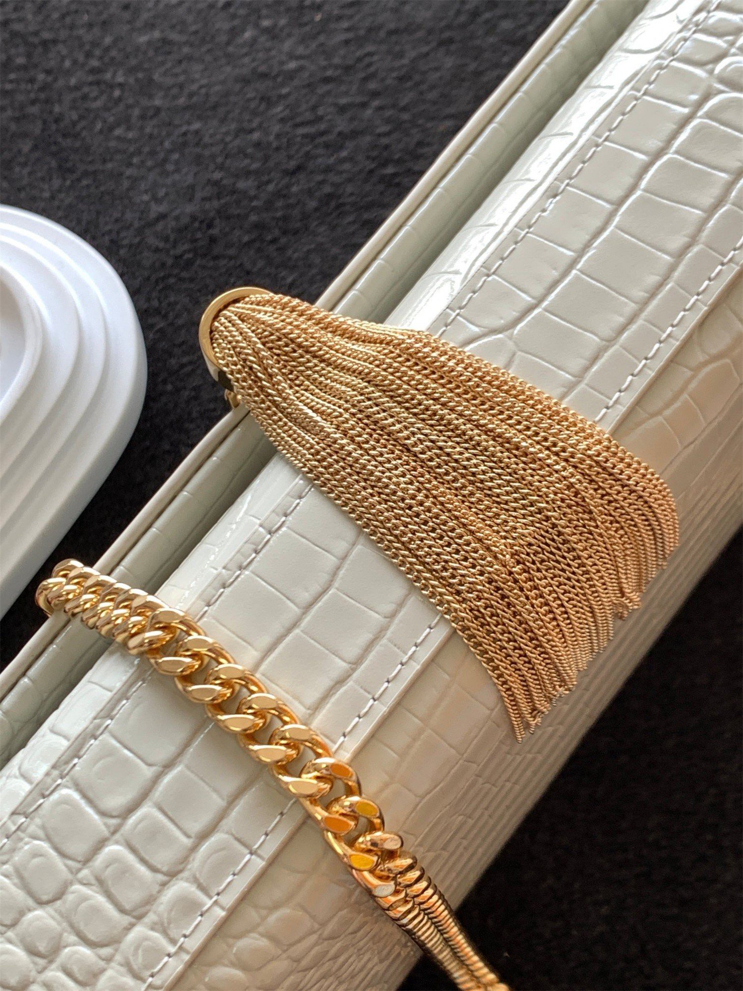 Saint Laurent Kate Medium Tassel Bag In White Crocodile-embossed Leather