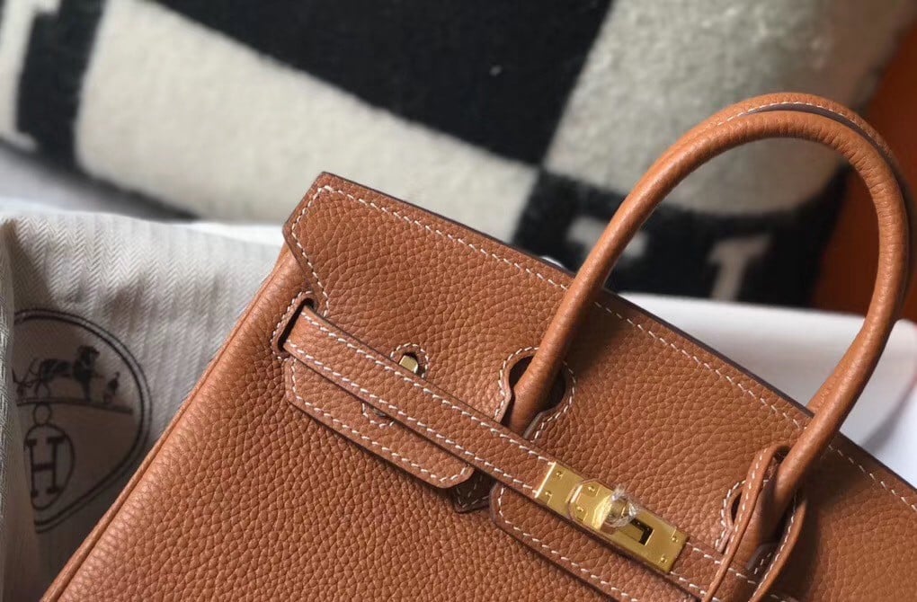 Hermes Birkin 25 Bag In Gold Clemence Leather with GHW