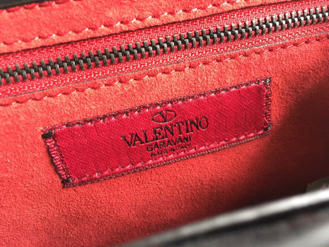 Valentino Rockstud Spike Crossbody Clutch Bag In Crinkled Lambskin