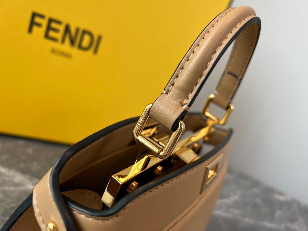 Fendi Peekaboo ISeeU Petite Bag In Beige Nappa Leather