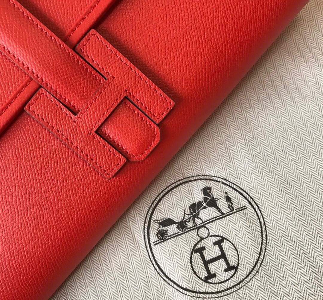 Hermes Jige Elan 29 Clutch Bag In Red Epsom Leather