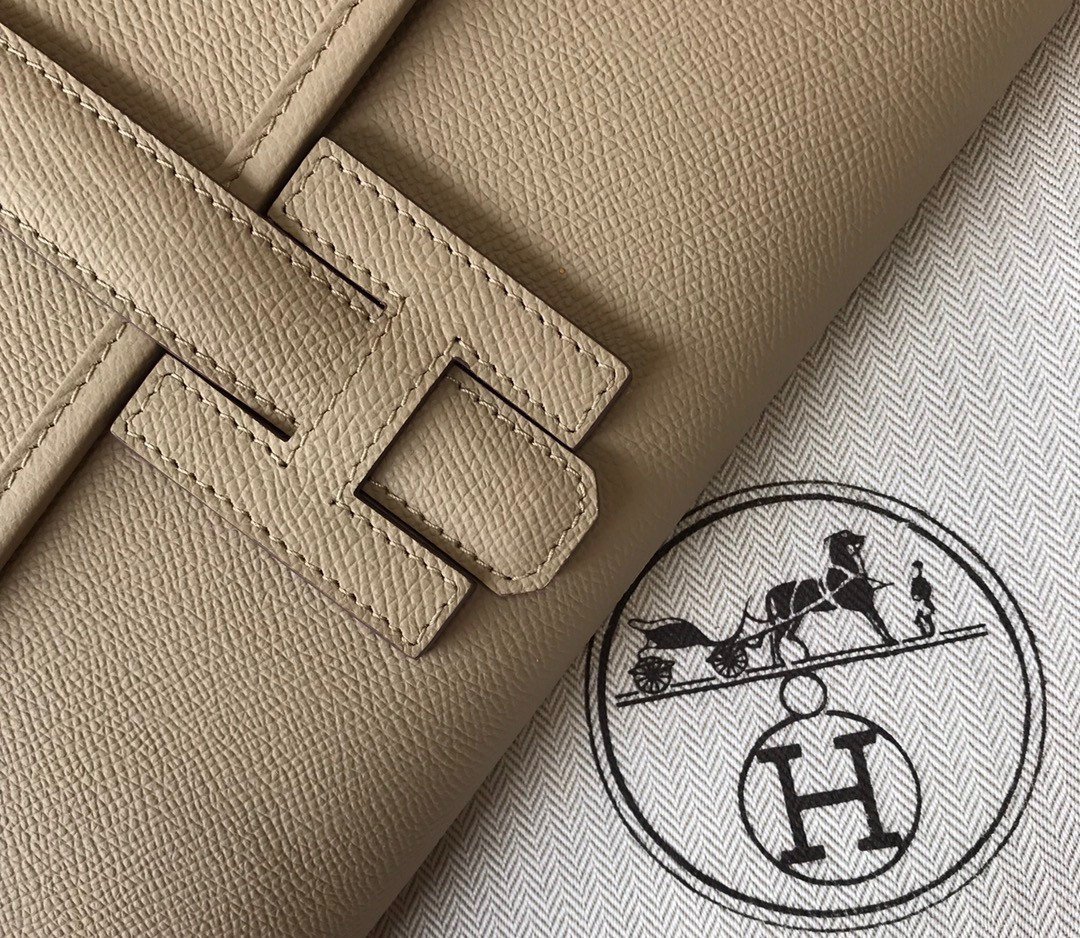 Hermes Jige Elan 29 Clutch Bag In Tourterelle Epsom Leather