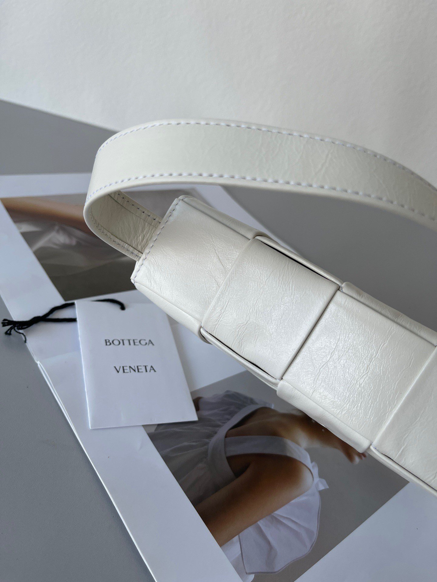 Bottega Veneta Cassette Bag In White Wrinkled Intreccio Calfskin