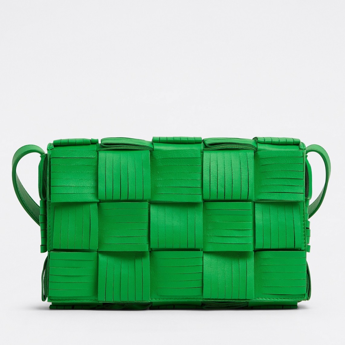 Bottega Veneta Cassette Fringed Bag In Parakeet Lambskin