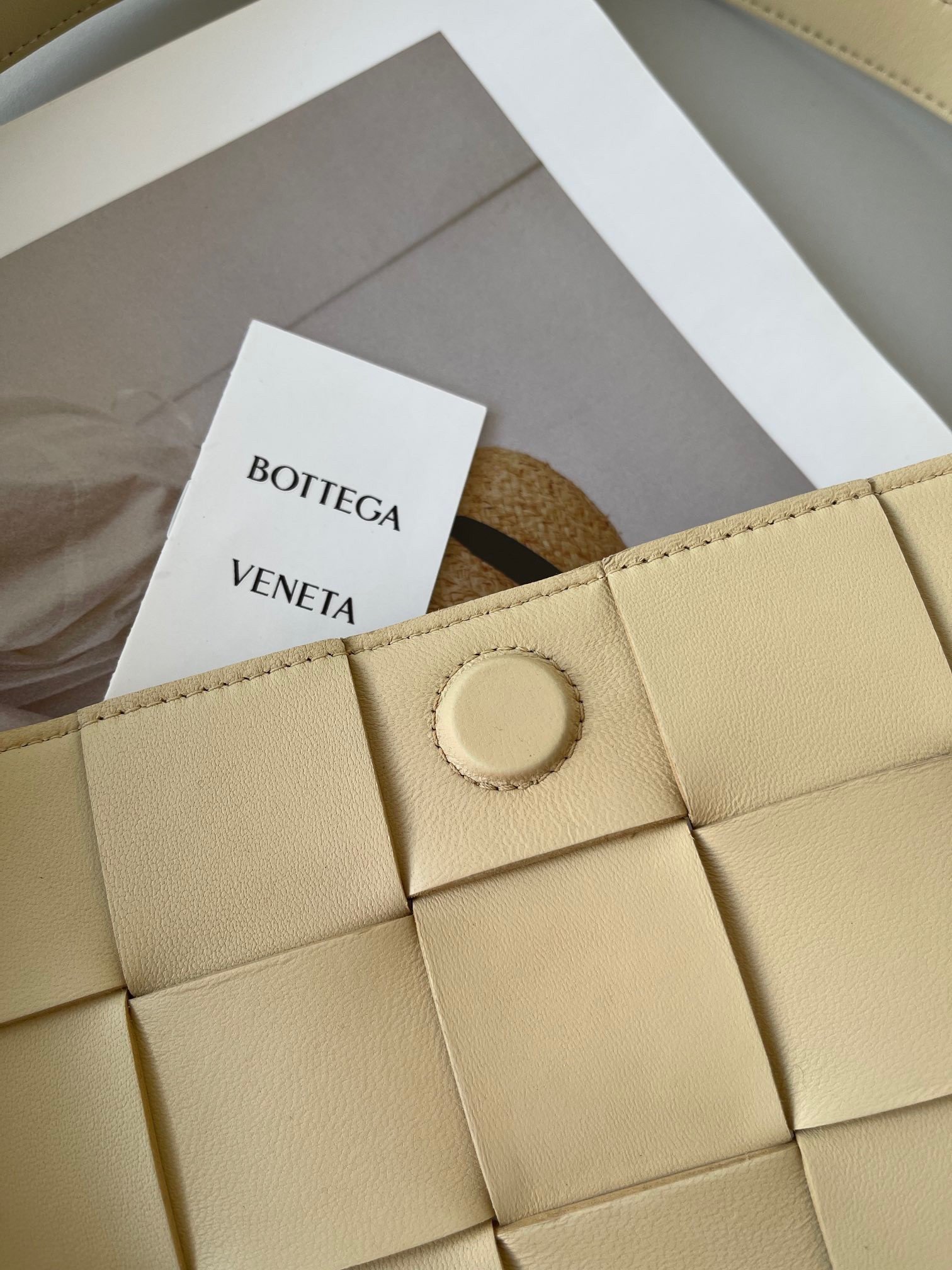 Bottega Veneta Cassette Bag In Porridge Intreccio Lambskin