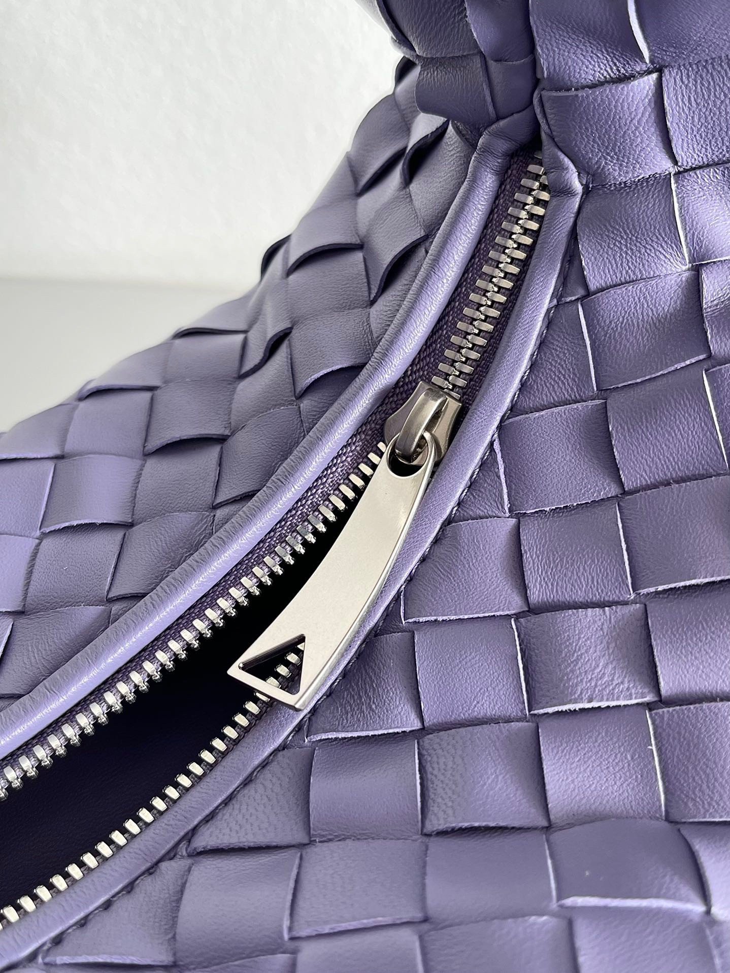 Bottega Veneta BV Jodie Teen Bag In Wisteria Intrecciato Lambskin