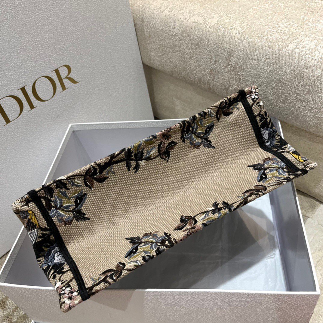 Dior Medium Book Tote Bag In Beige Jardin d'Hiver Embroidery