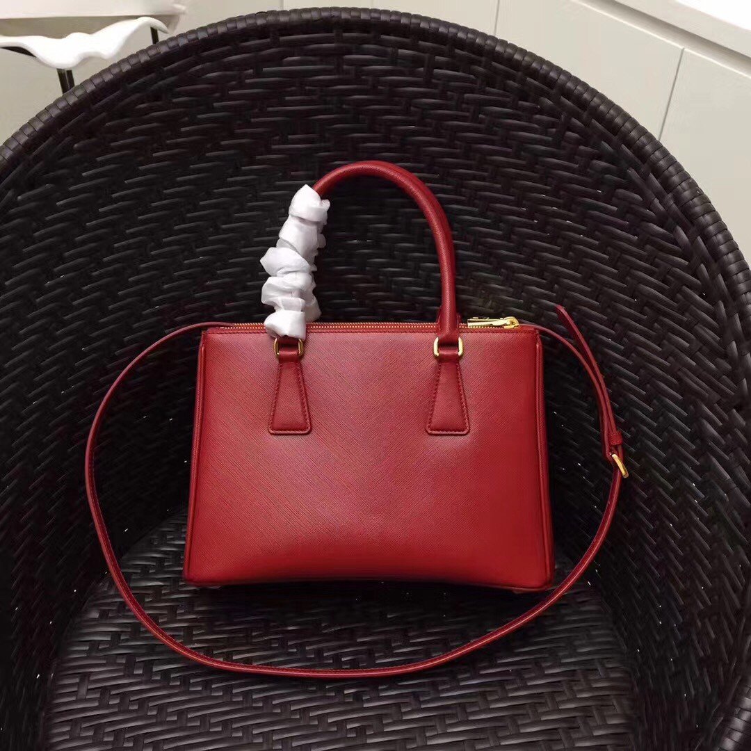 Prada Galleria Medium Bag In Red Saffiano Leather