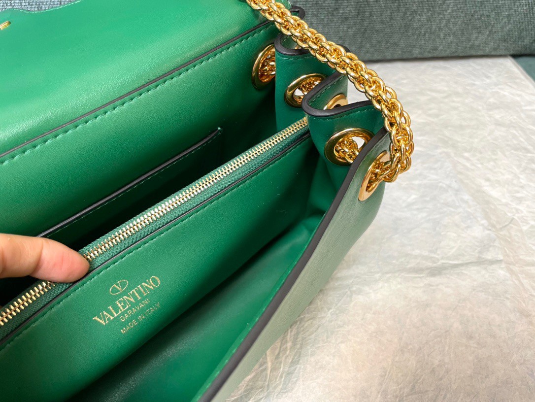 Valentino Stud Sign Shoulder Bag In Green Nappa Leather