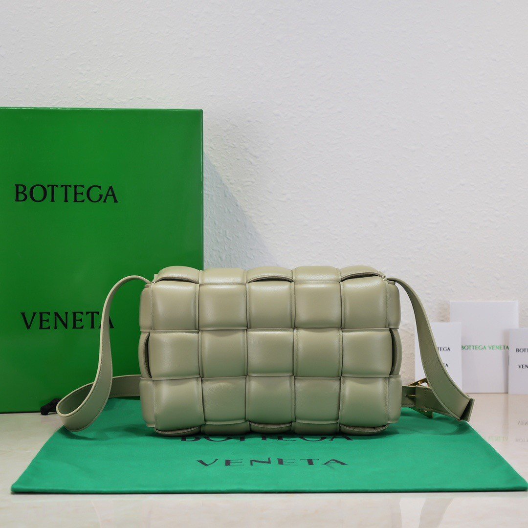 Bottega Veneta Padded Cassette Bag In Travertine Intrecciato Lambskin