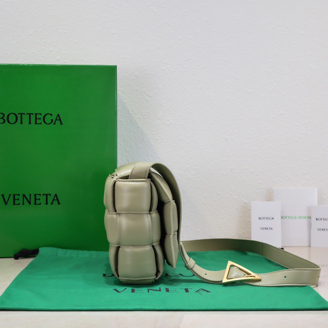 Bottega Veneta Padded Cassette Bag In Travertine Intrecciato Lambskin