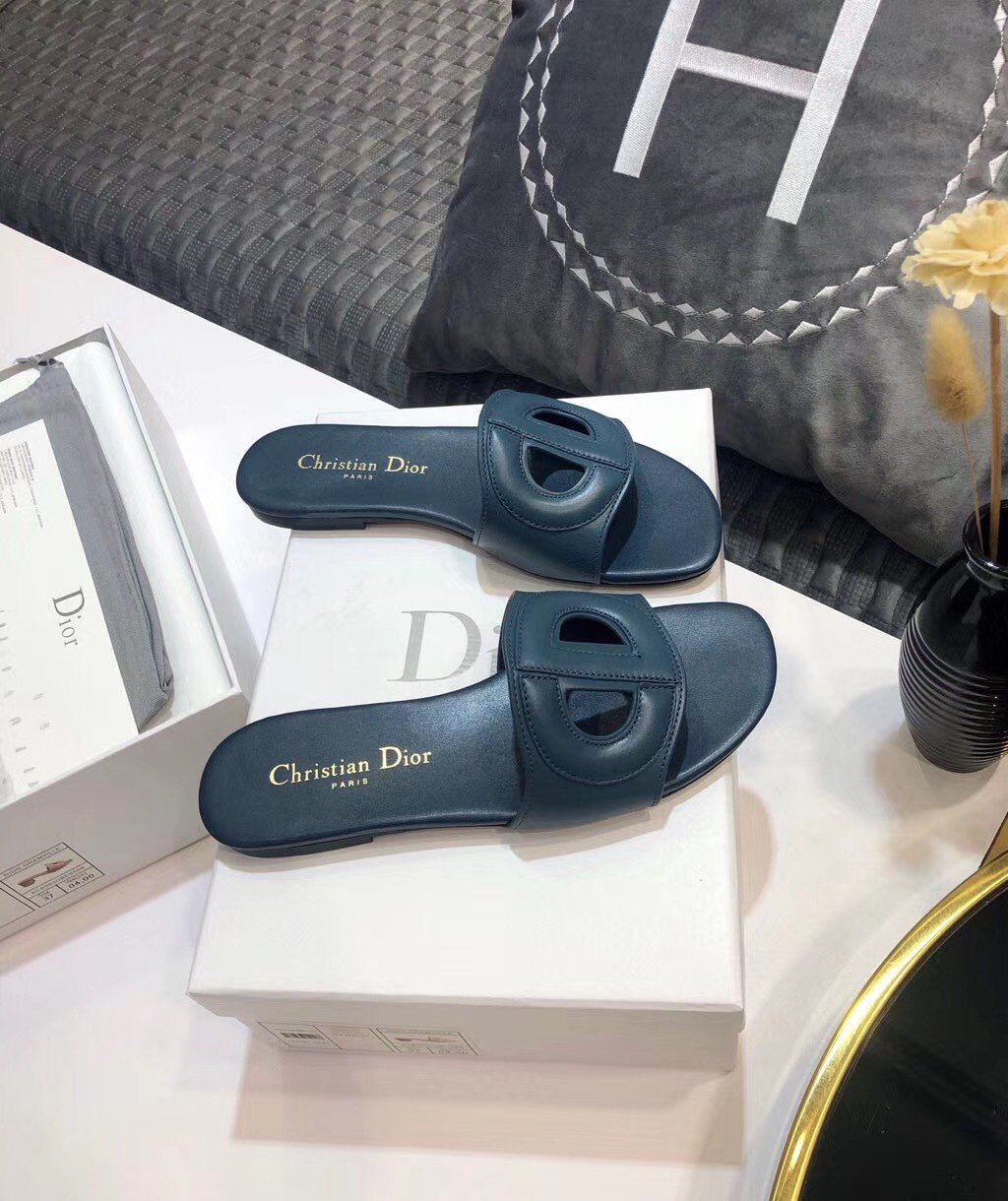 Dior Women's D-Club Slides In Blue Calfskin