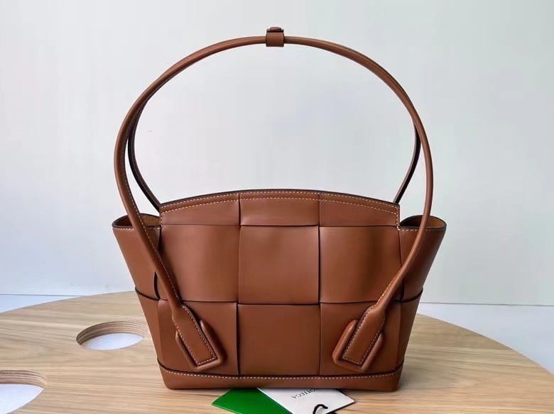 Bottega Veneta Arco Small Bag In Caramel Intrecciato Calfskin