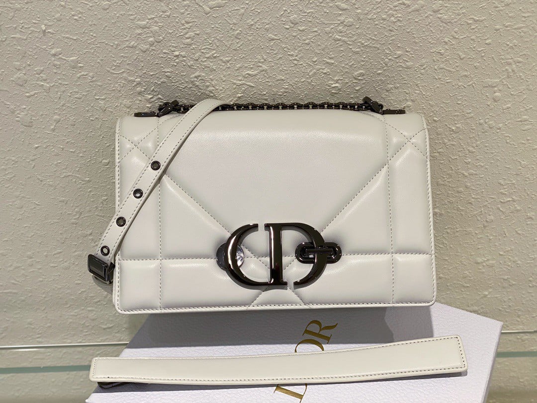 Dior 30 Montaigne Chain Bag With Handle In White Lambskin