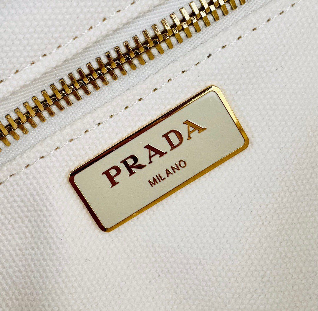 Prada Tote Bag In Wicker and White Canvas