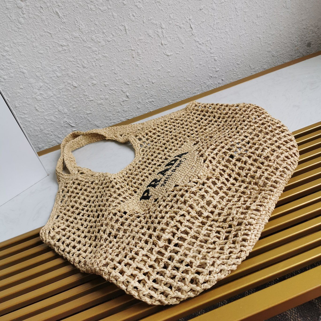 Prada Large Tote Bag In Beige Woven Raffia