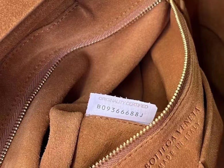 Bottega Veneta Arco Medium Bag In Caramel Grained Leather