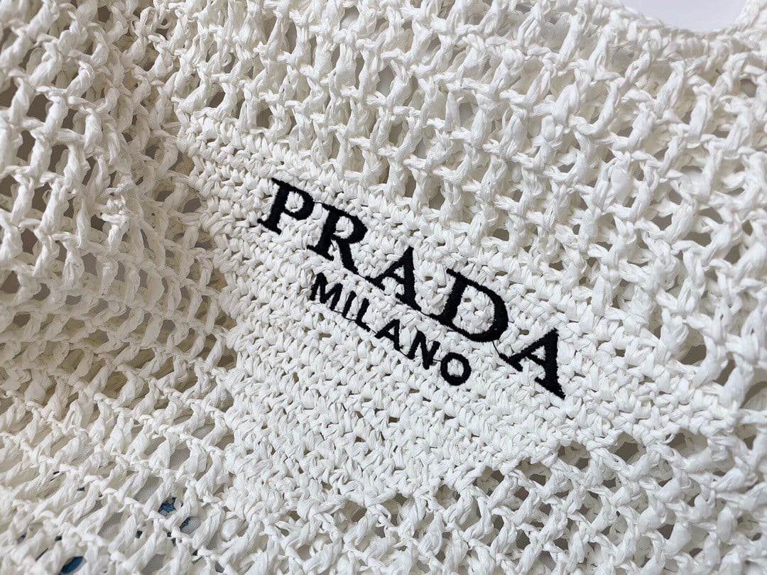 Prada Large Tote Bag In White Woven Raffia