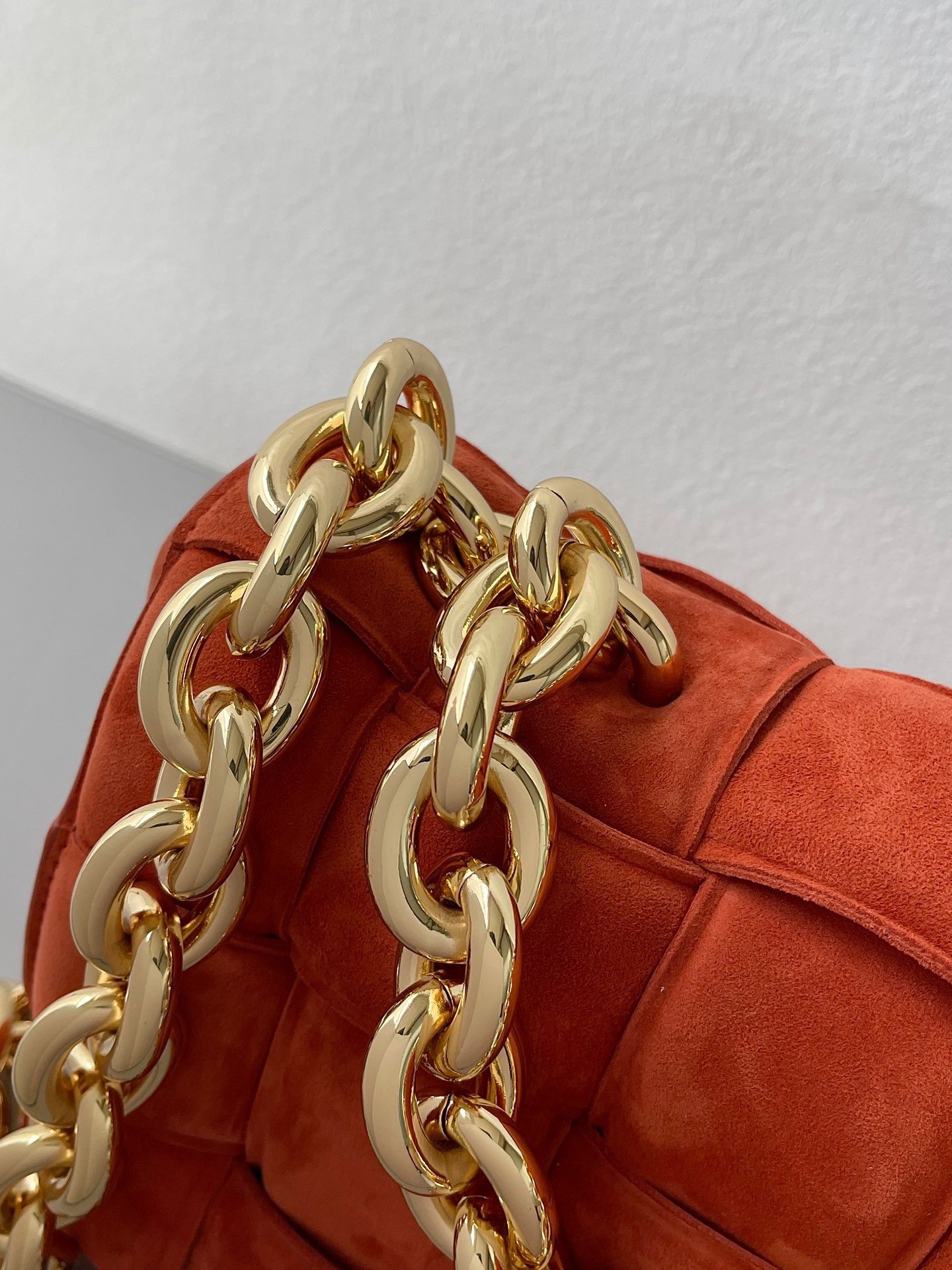 Bottega Veneta Chain Cassette Bag In Maple Intrecciato Suede Calfskin