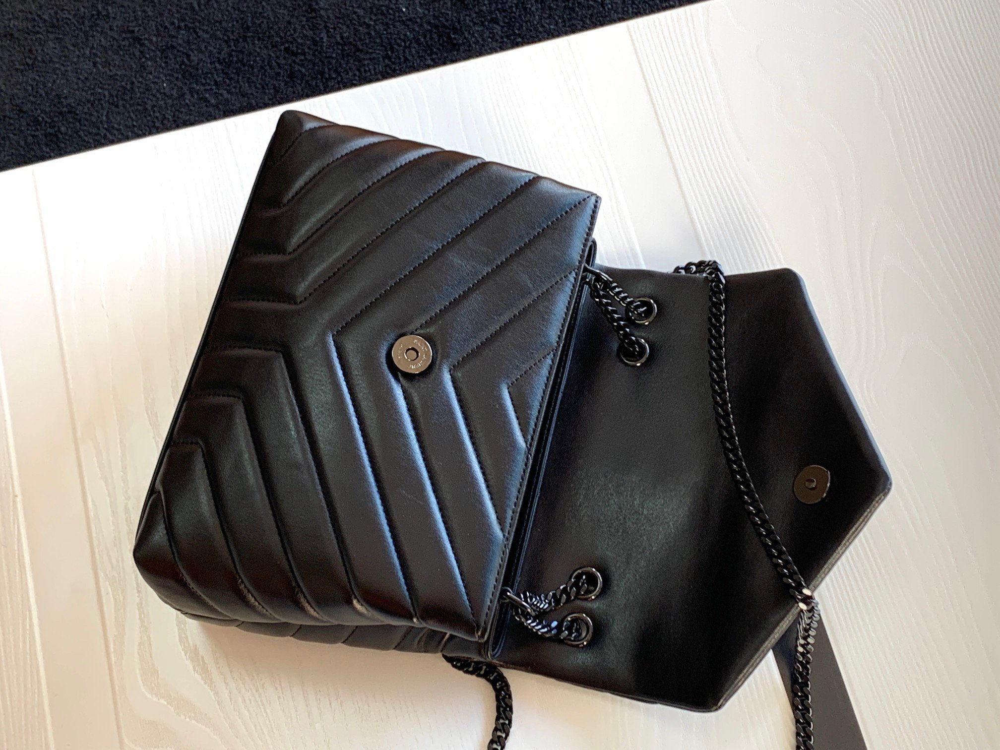 Saint Laurent LouLou Small Chain Bag In All Black Quilted Calfskin