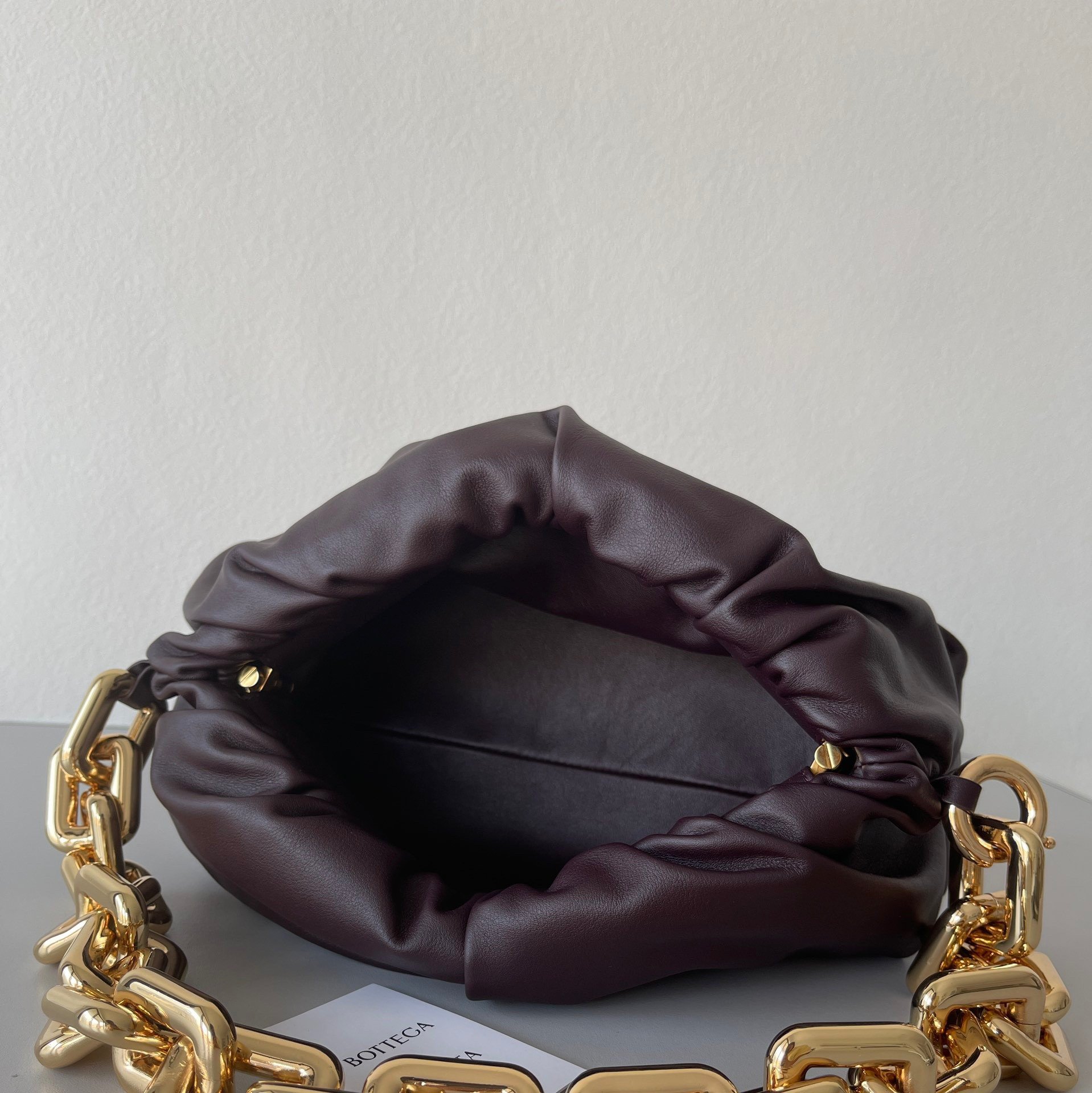 Bottega Veneta The Chain Pouch Bag In Fondant Calfskin