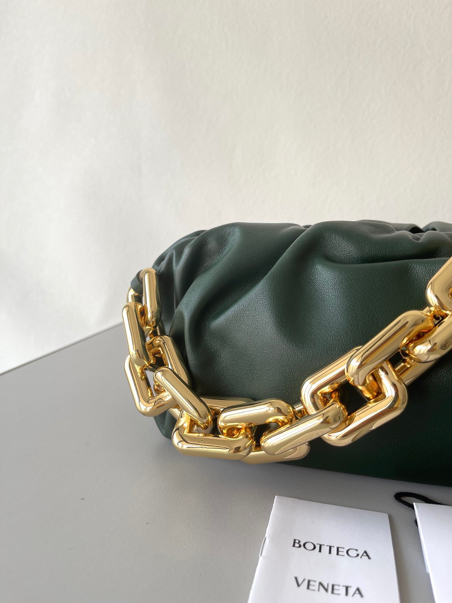 Bottega Veneta The Chain Pouch Bag In Raintree Calfskin