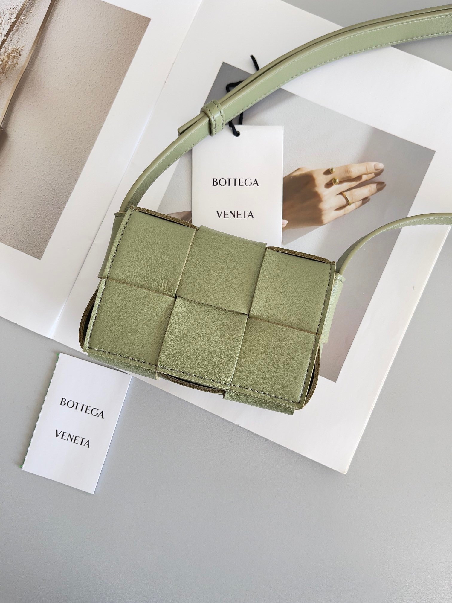 Bottega Veneta Candy Cassette Bag In Travertine Lambskin