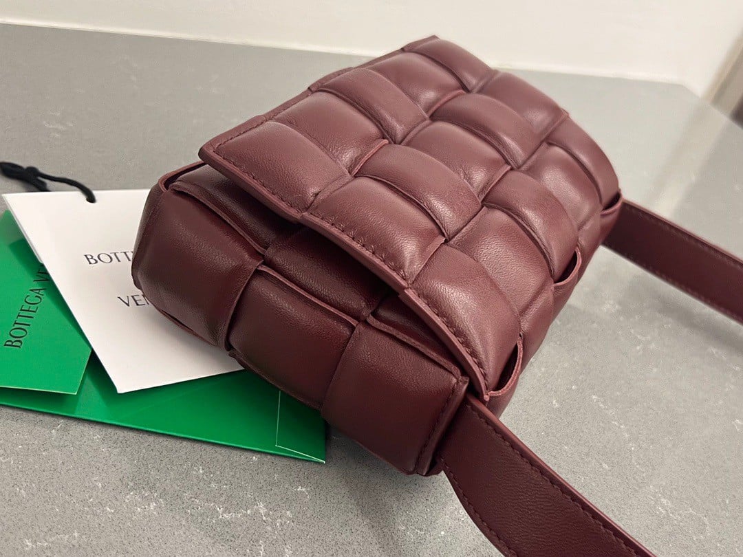 Bottega Veneta Small Padded Cassette Bag In Barolo Lambskin