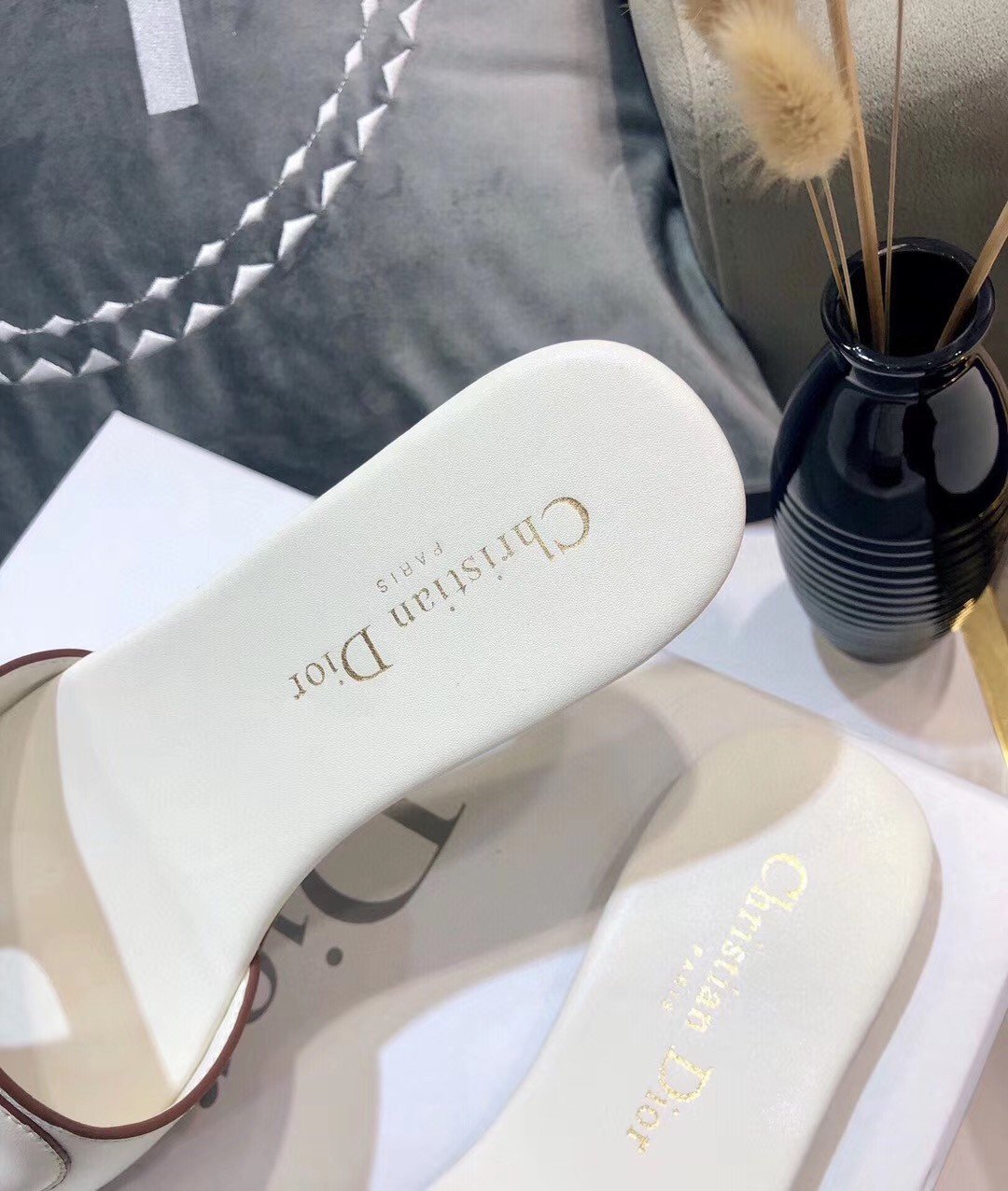 Dior Women's D-Club Slides In White Calfskin