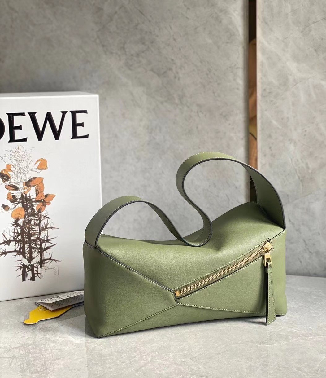 Loewe Puzzle Hobo Bag In Green Nappa Calfskin