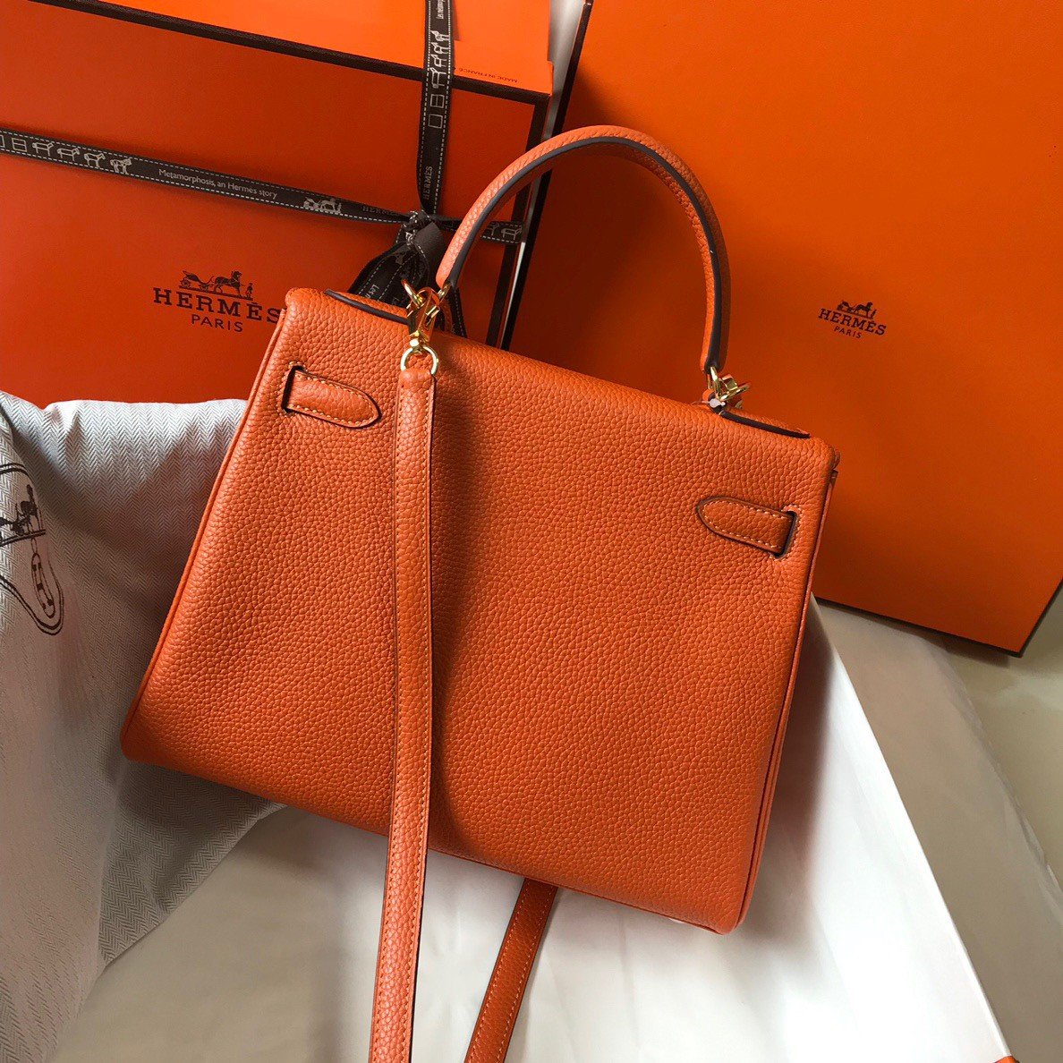 Hermes Kelly 25cm Retourne Bag in Orange Clemence Leather GHW