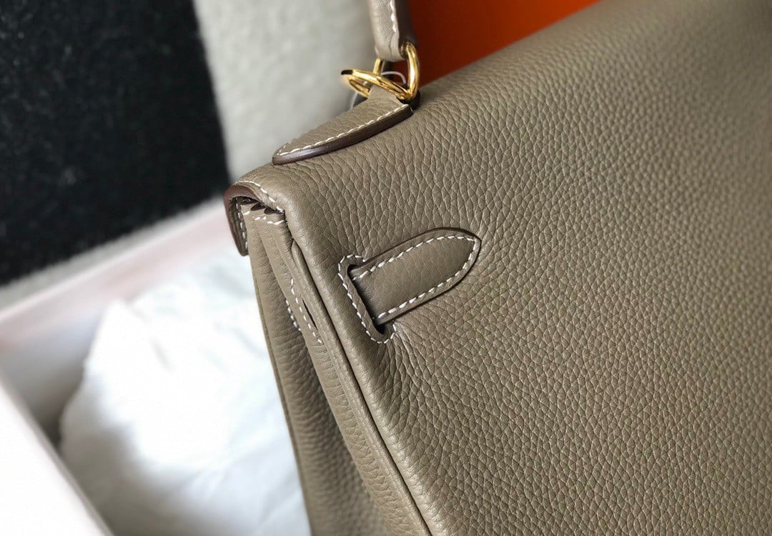 Hermes Kelly 25cm Retourne Bag in Taupe Clemence Leather GHW