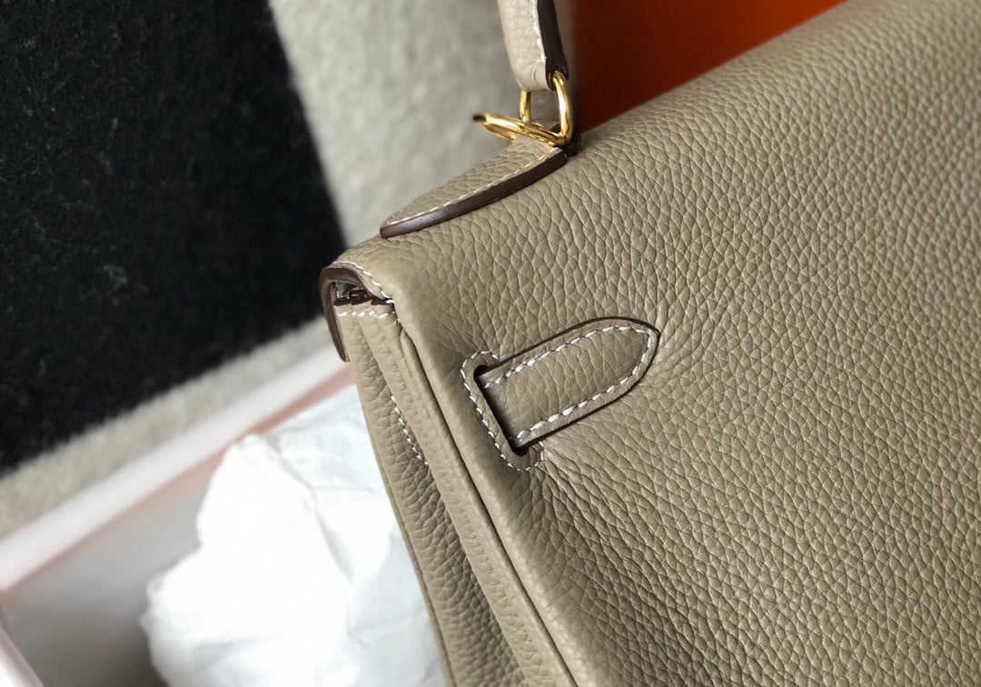 Hermes Kelly 25cm Retourne Bag in Tourterelle Clemence Leather GHW