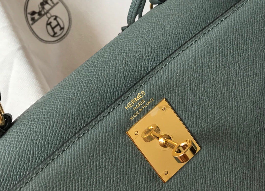 Hermes Kelly 25cm Sellier Bag in Vert Amande Epsom Calfskin GHW