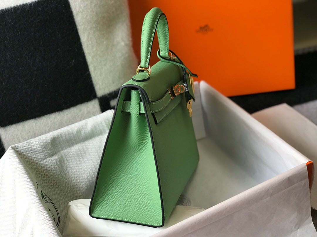 Hermes Kelly 25cm Sellier Bag in Vert Criquet Epsom Calfskin GHW