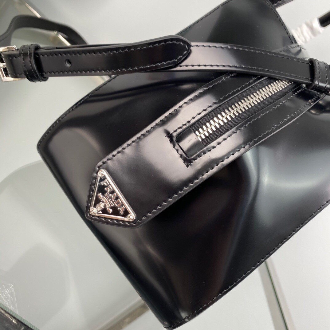 Prada Supernova Medium Bag In Black Brushed Leather