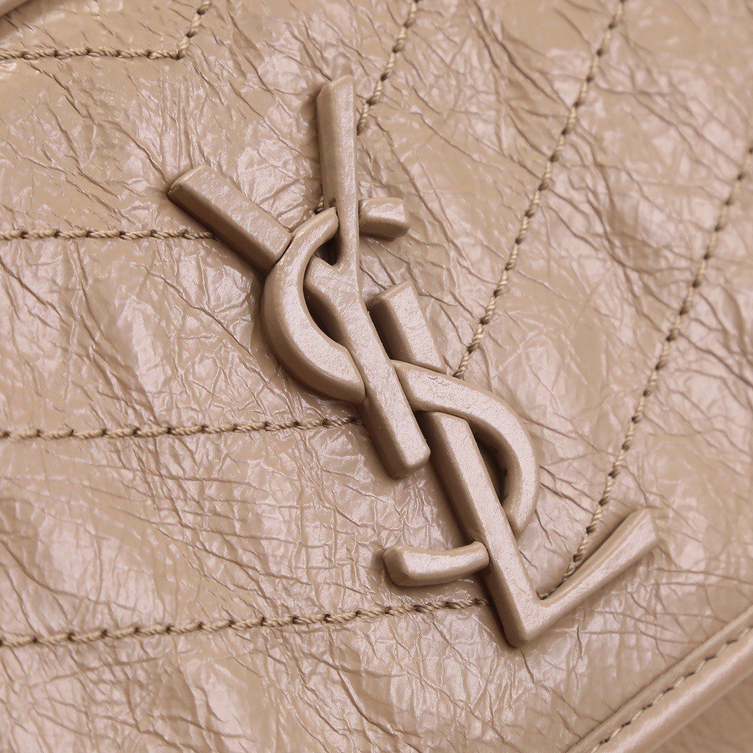 Saint Laurent Niki Medium Chain Bag In Beige Crinkled Leather