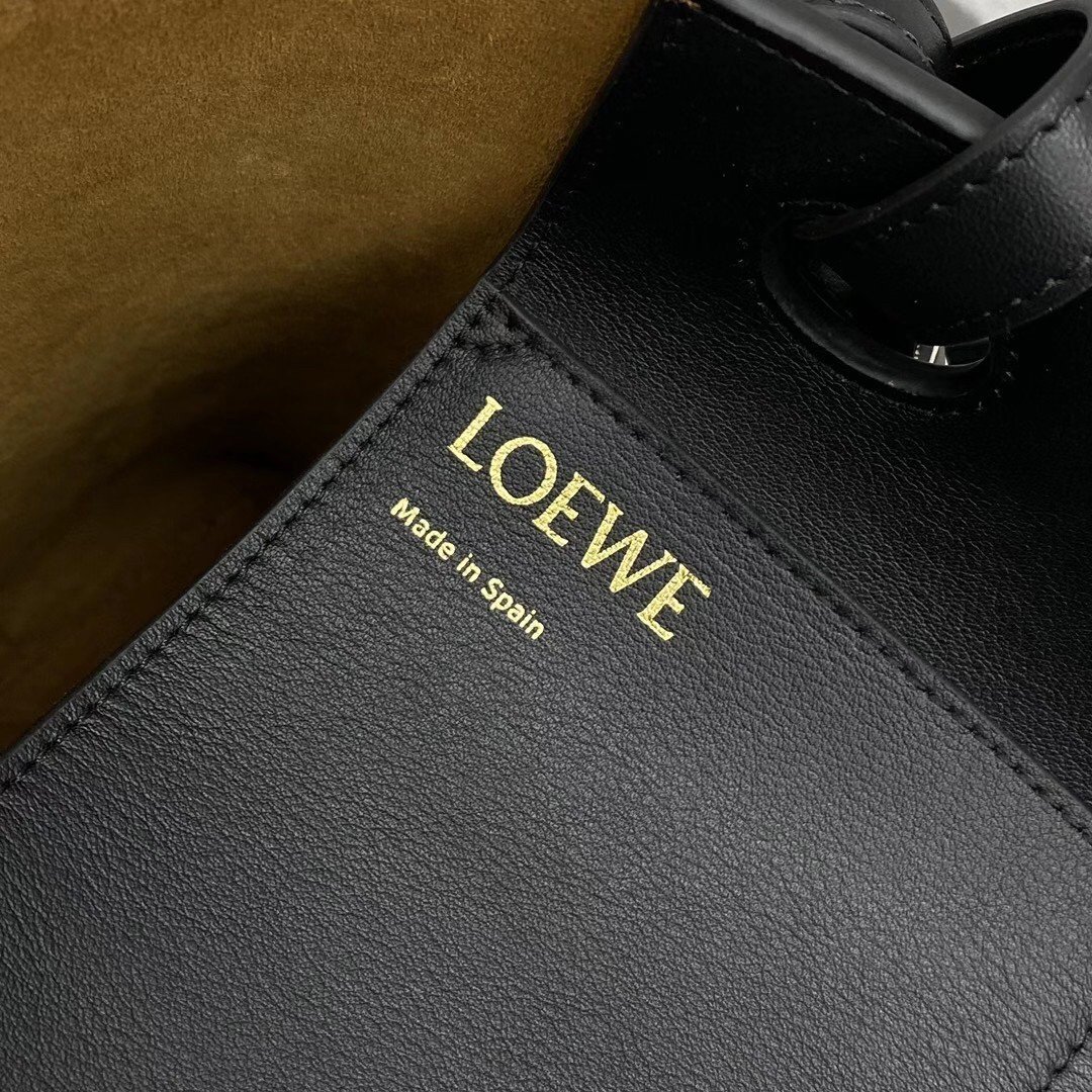 Loewe Anagram Small Tote In Noir Classic Calfskin