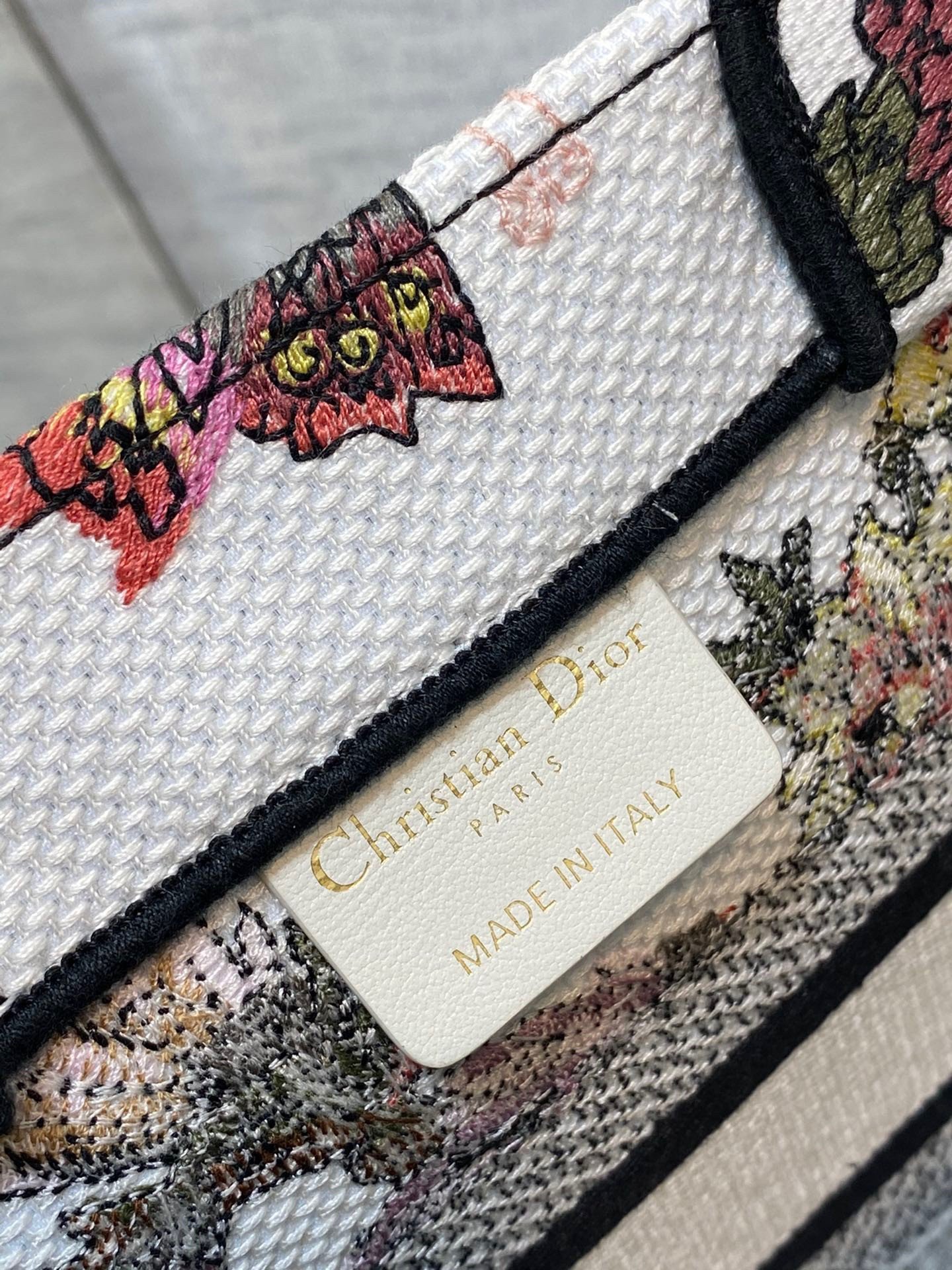 Dior Small Book Tote Bag In White Jardin Botanique Embroidery