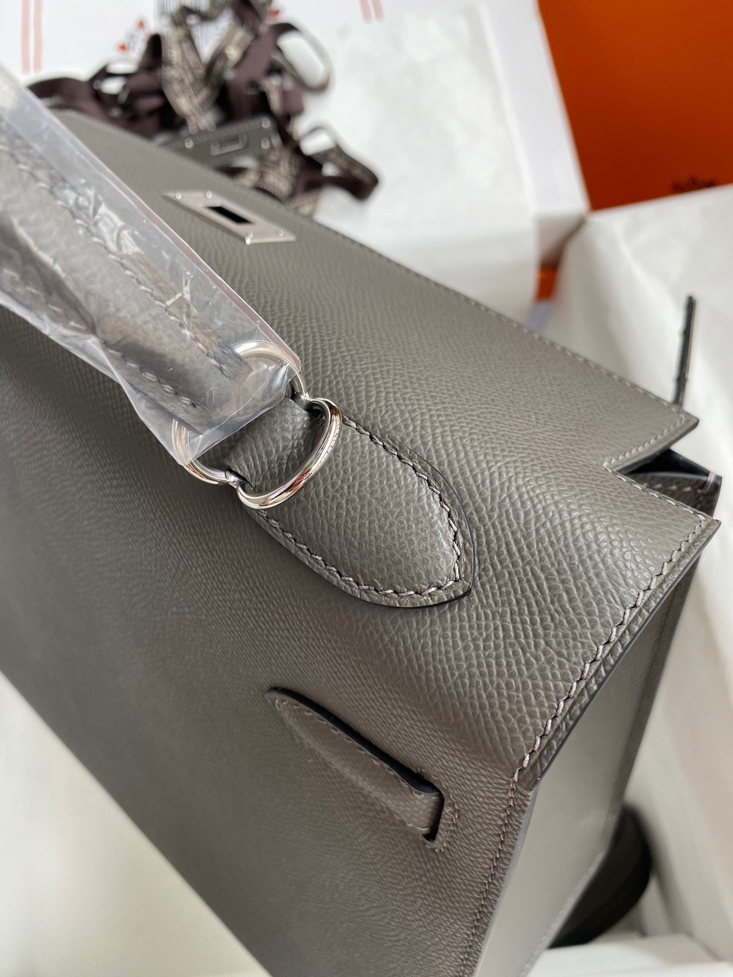 Hermes Kelly Sellier 32 Handmade Bag In Etain Epsom Calfskin