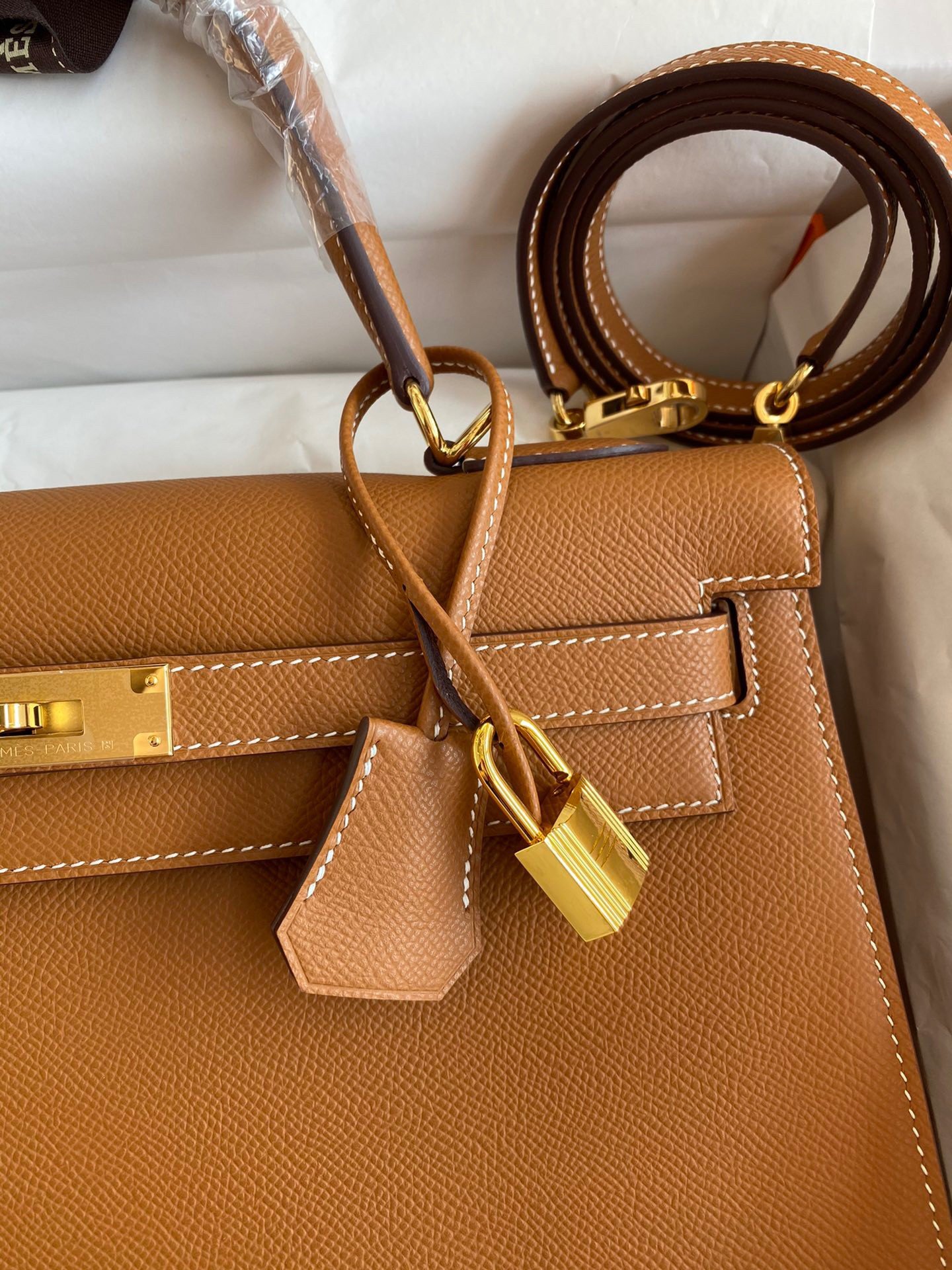 Hermes Kelly Sellier 32 Handmade Bag In Gold Epsom Calfskin