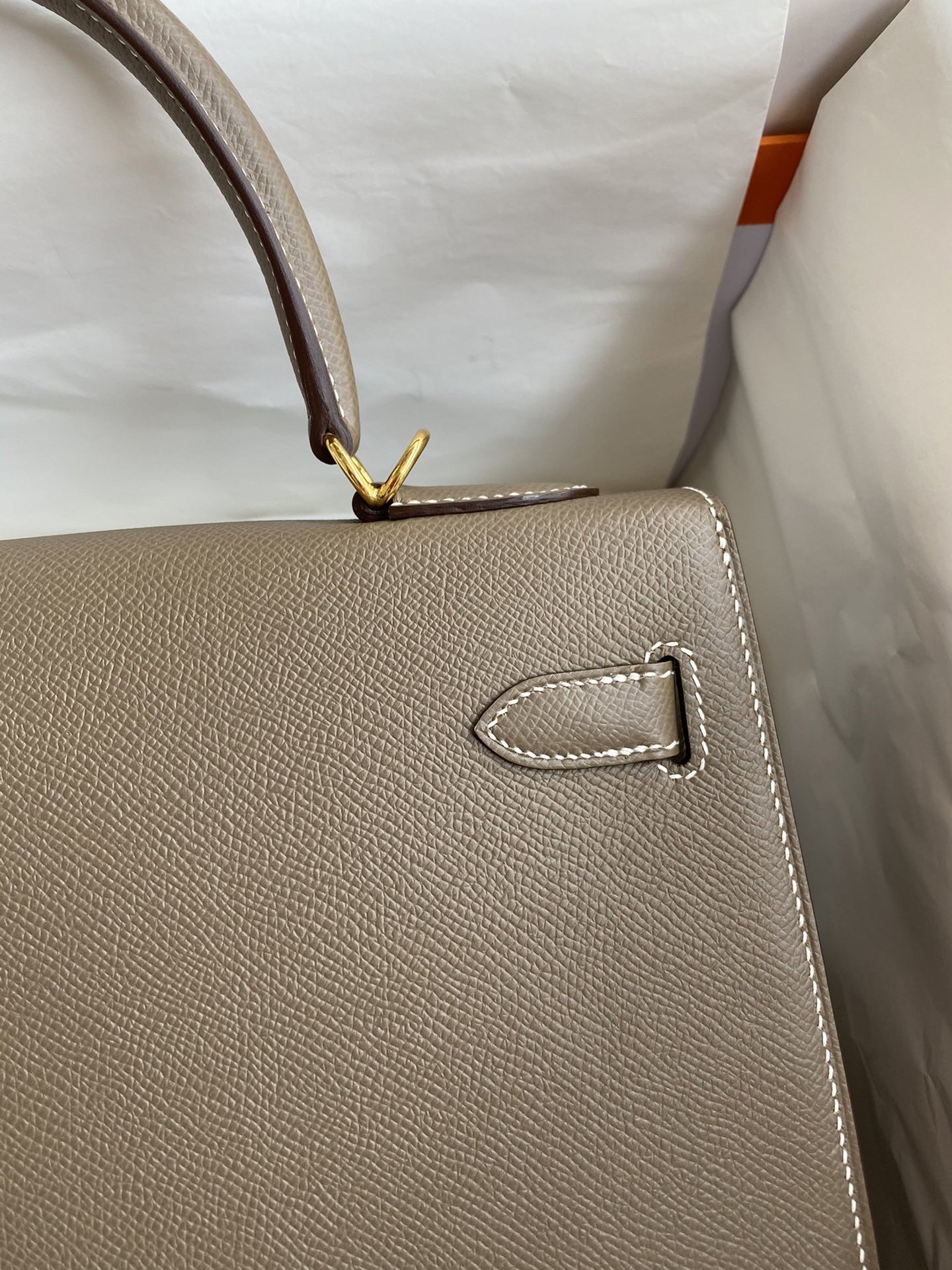 Hermes Kelly Sellier 32 Handmade Bag In Taupe Epsom Calfskin