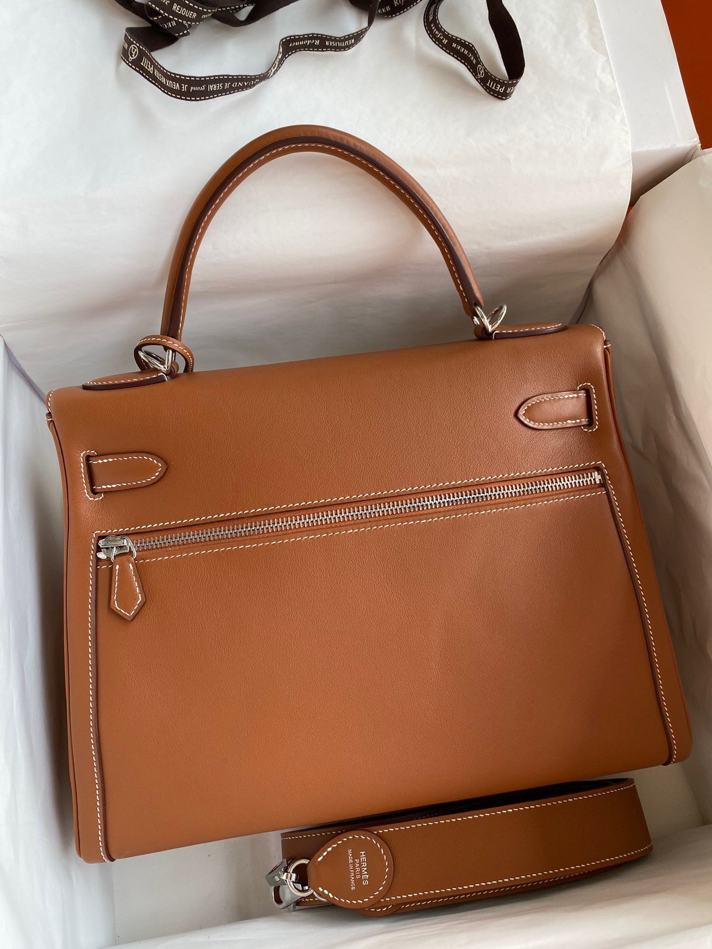 Hermes Kelly Lakis 32 Handmade Bag In Gold Swift Calfskin