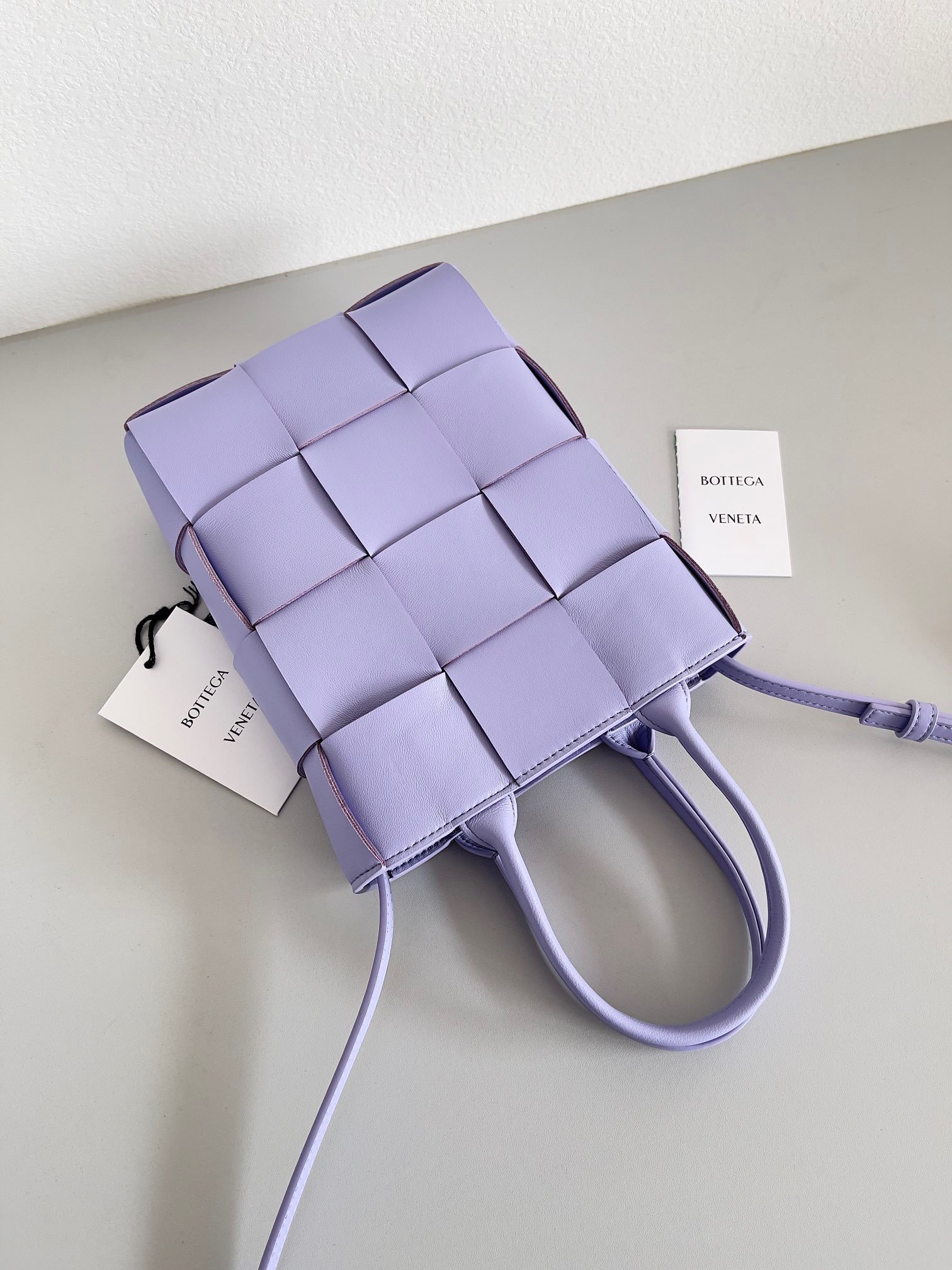 Bottega Veneta Cassette Mini Tote Bag In Lilas Lambskin