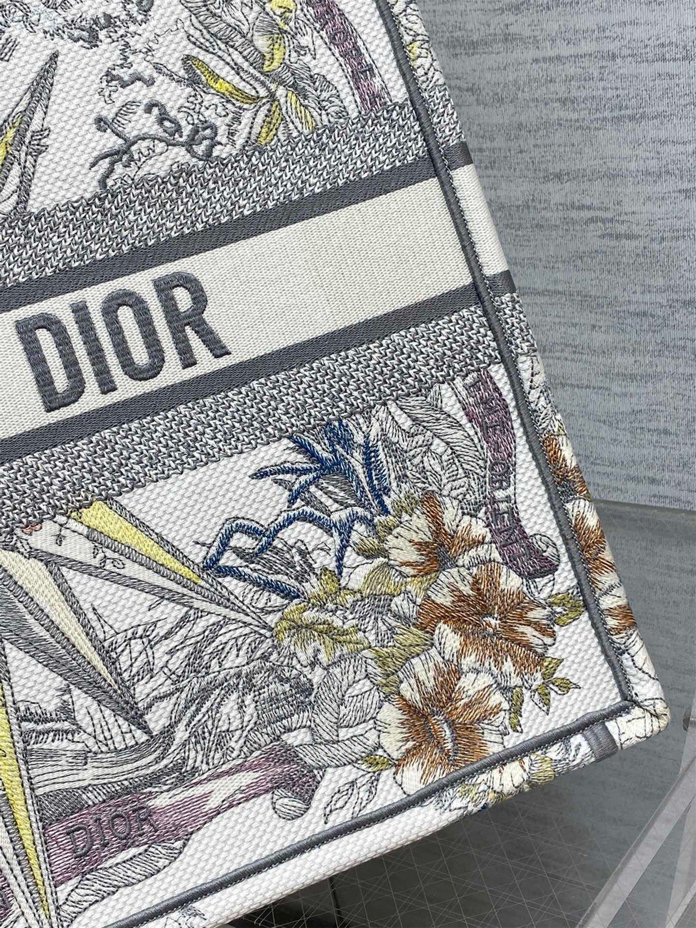 Dior Large Dior Book Tote In Multicolor Rêve d'Infini Embroidery