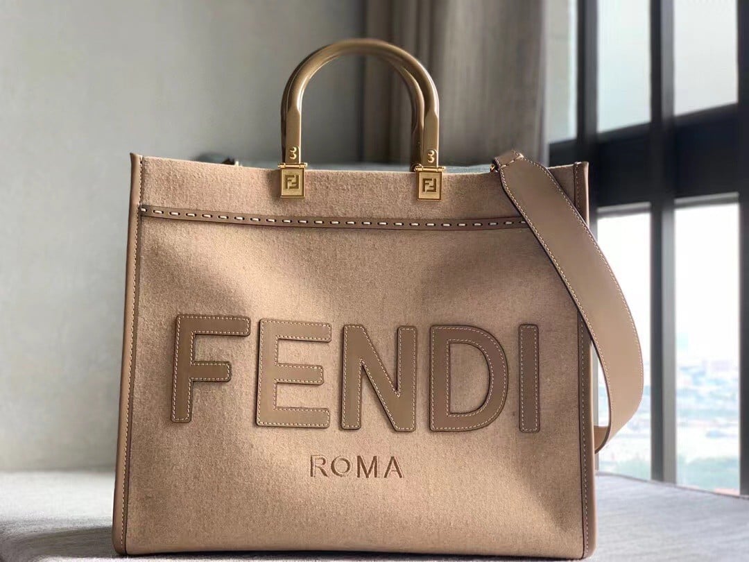 Fendi Sunshine Medium Tote Bag In Brown Flannel