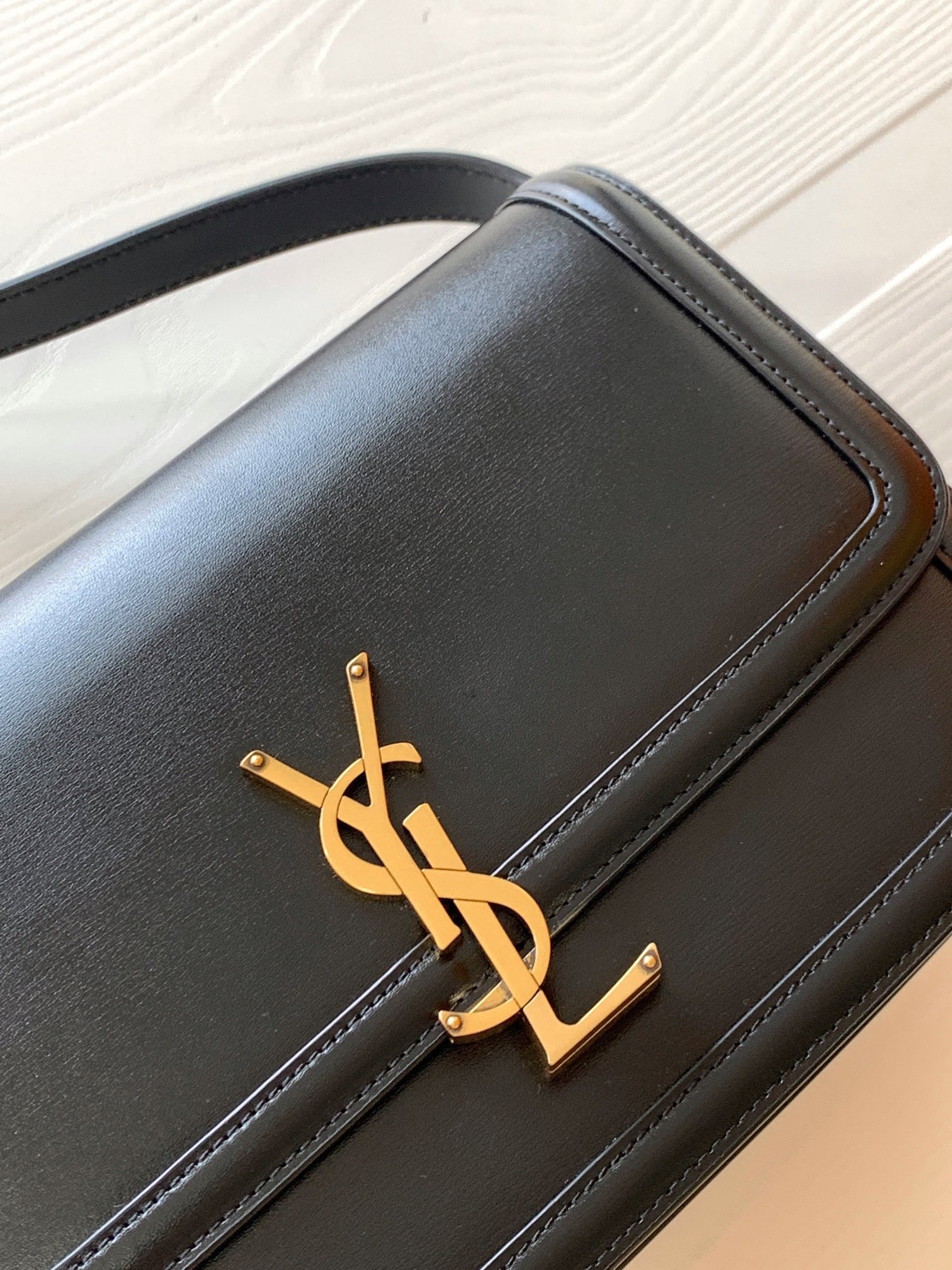 Saint Laurent Medium Solferino Bag In Black Calfskin