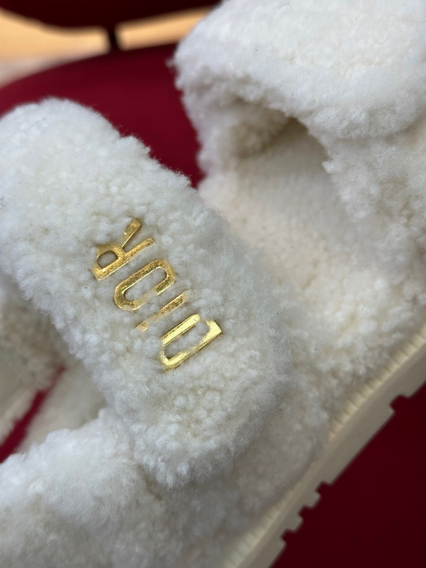 Dior Dioract Sandals In White Shearling