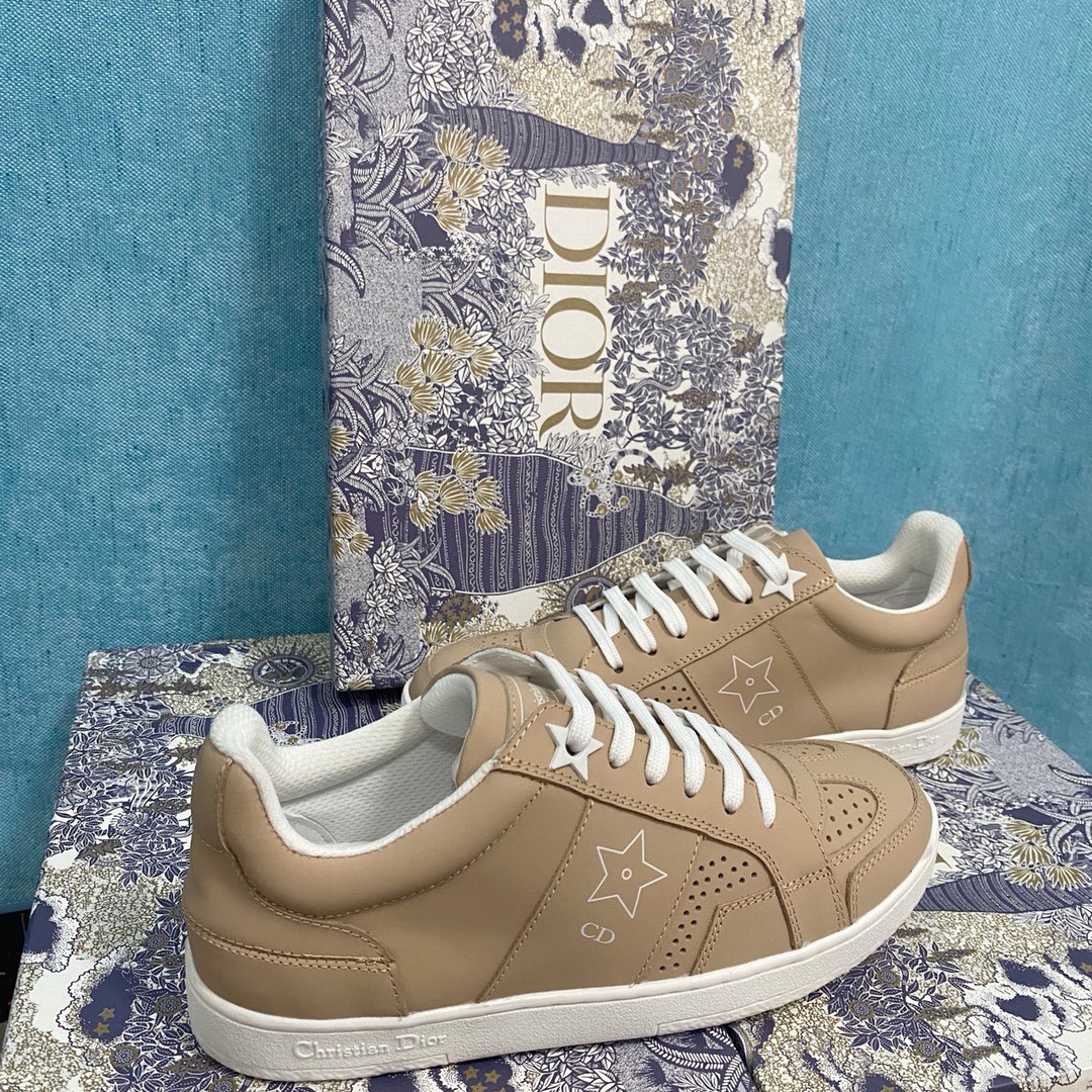 Dior Star Low-top Sneakers In Beige Calfskin