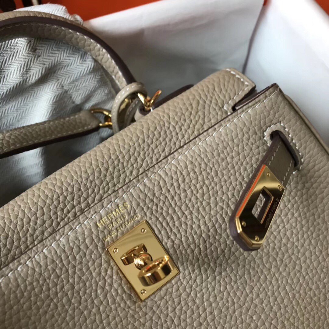 Hermes Kelly 20cm Bag In Grey Clemence Leather GHW